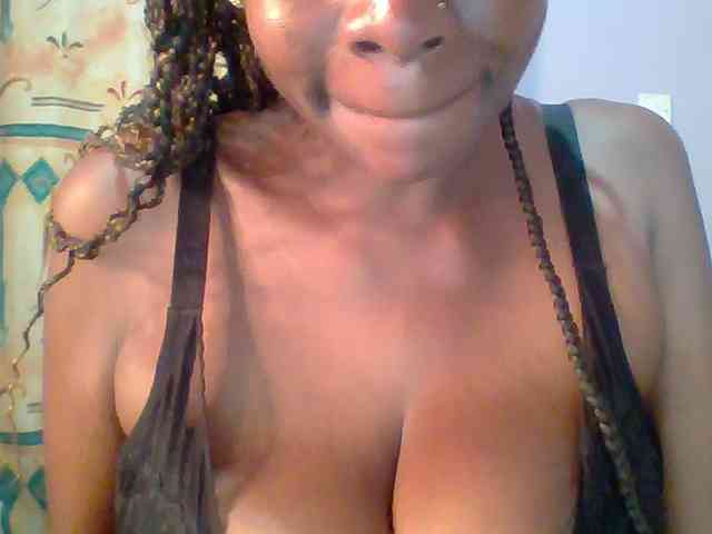 Dusky-funbags webcam