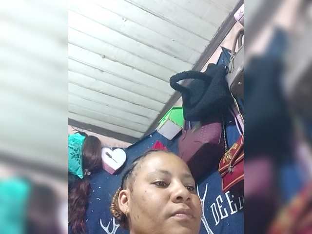  Nathalie11 chat room