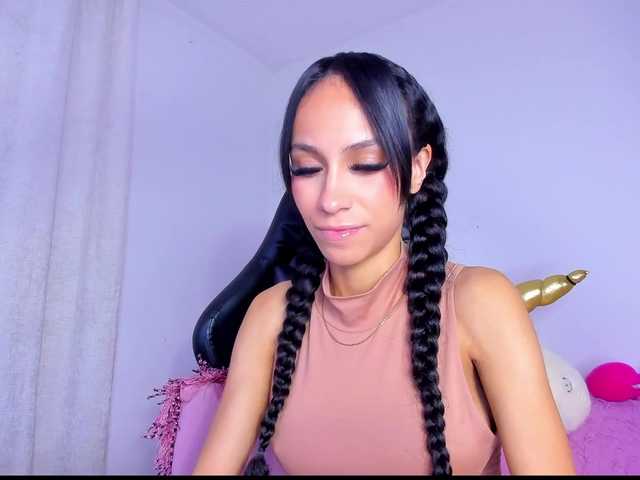 MiaaLove6969's BongaCams show and profile