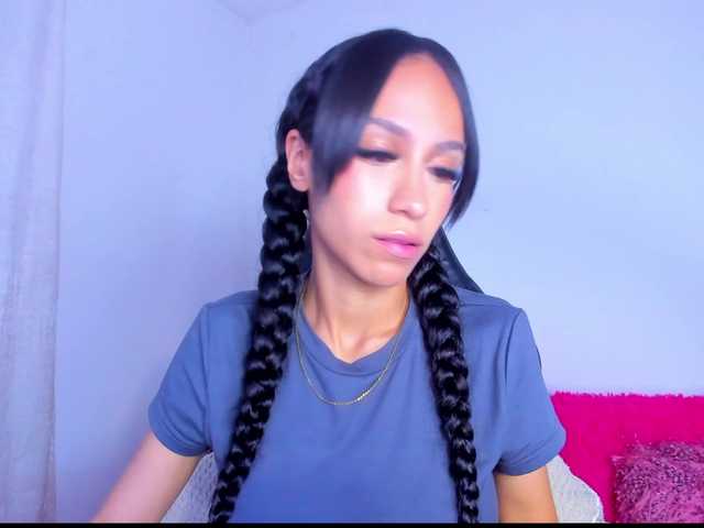 MiaaLove6969's BongaCams show and profile