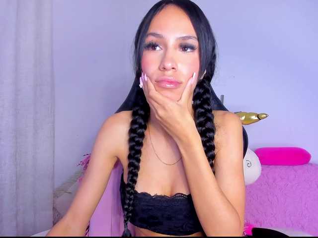 MiaaLove6969's BongaCams show and profile