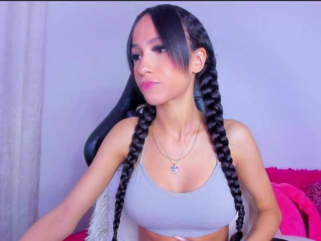 MiaaLove6969's BongaCams show and profile