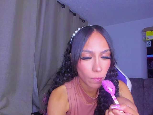 MiaaLove6969's BongaCams show and profile