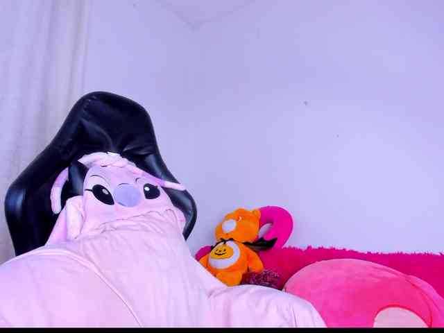 MiaaLove6969 Live Webcam on BongaCams