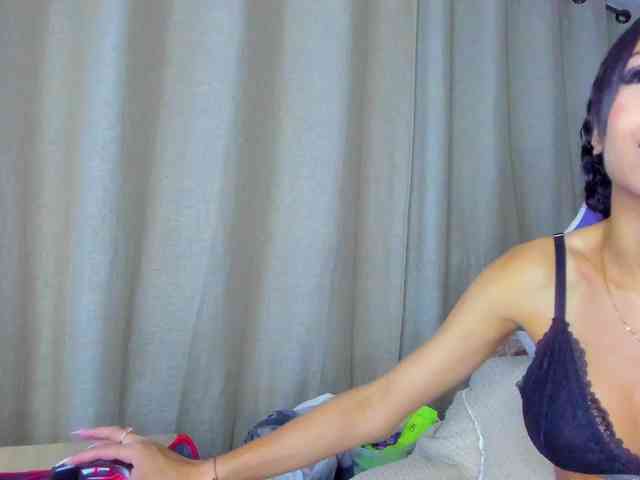 MiaaLove6969 webcam
