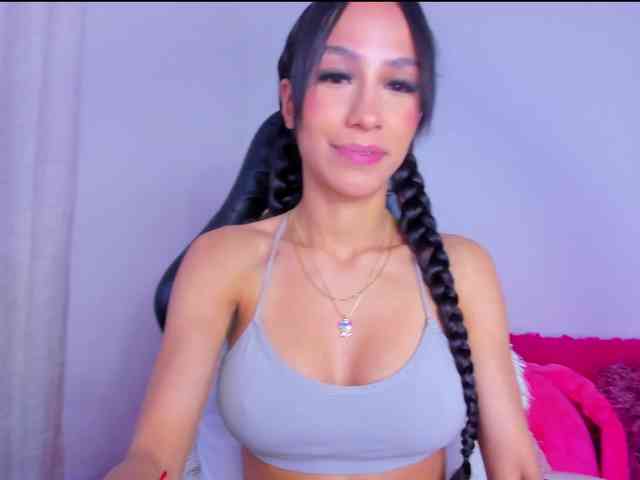 MiaaLove6969 webcam