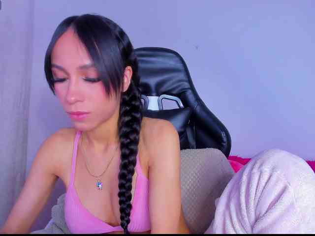 MiaaLove6969 webcam