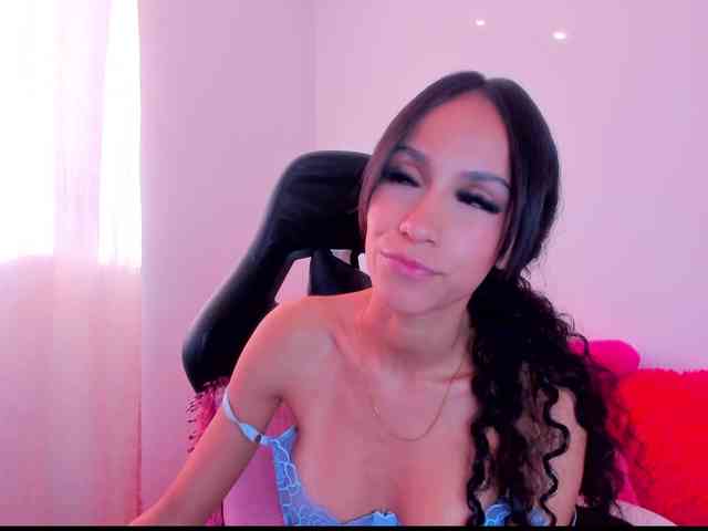 MiaaLove6969 webcam