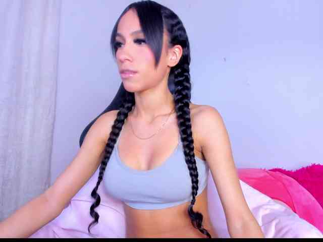 MiaaLove6969 webcam