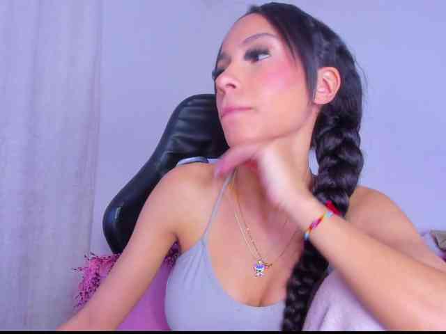 MiaaLove6969 webcam