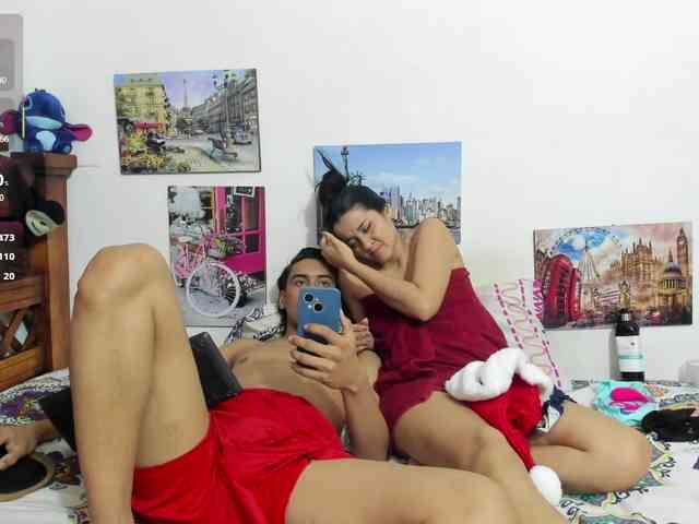 ROXANA-TONY777 webcam