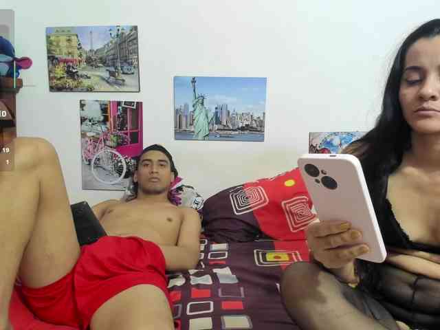 ROXANA-TONY777 webcam