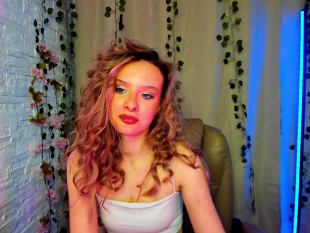 эросцена Suzie-Q69