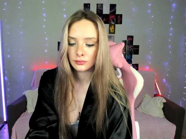 Suzie-Q69's BongaCams show and profile