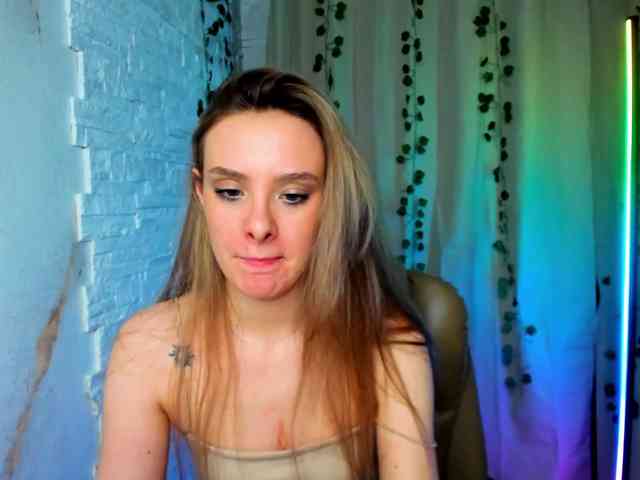 Suzie-Q69 Live Webcam on BongaCams