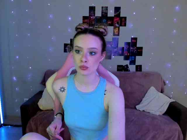 Suzie-Q69 webcam