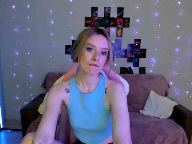 Suzie-Q69 webcam
