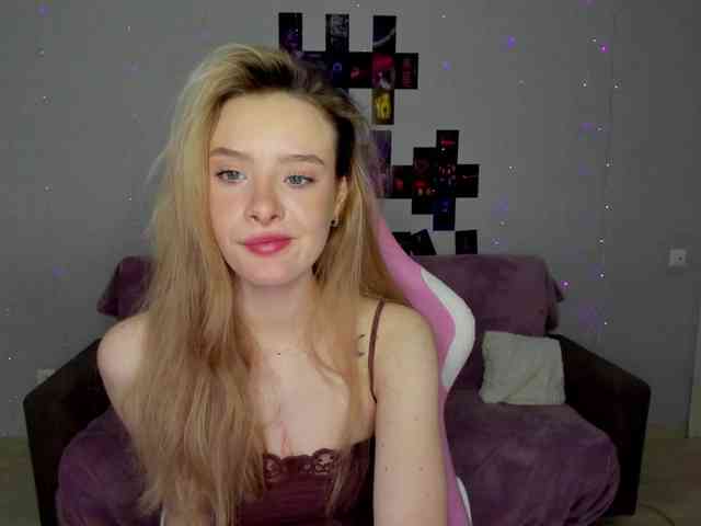 Suzie-Q69 webcam