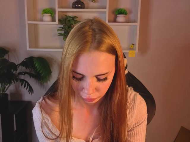 JennieHunter's BongaCams show and profile