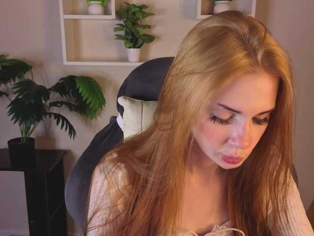 JennieHunter's BongaCams show and profile