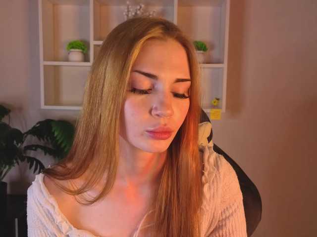 JennieHunter's BongaCams show and profile