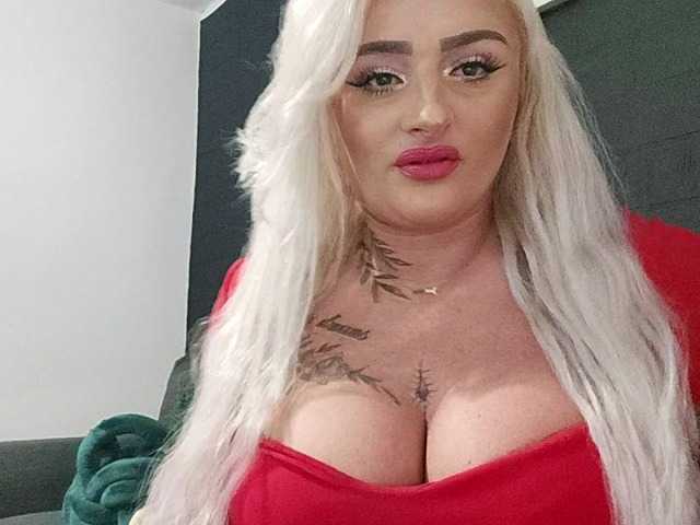 AnastasiaBlond Live Cam on BongaCams