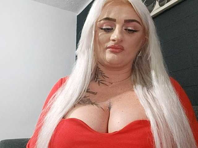 AnastasiaBlond webcam bongacams model stream image