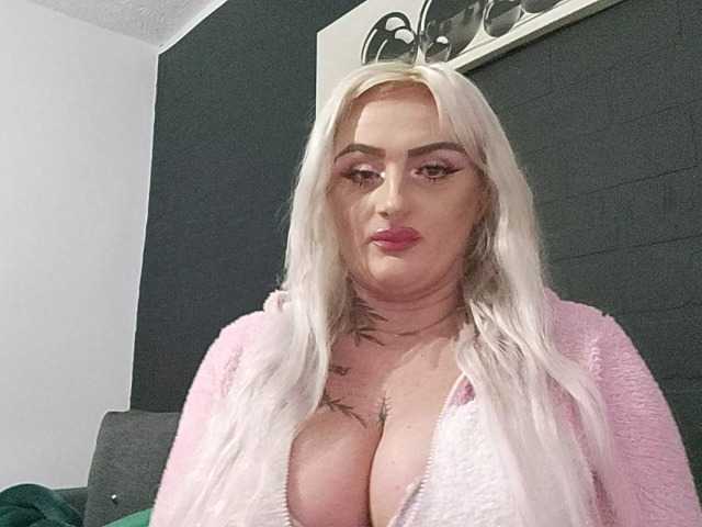 AnastasiaBlond webcam