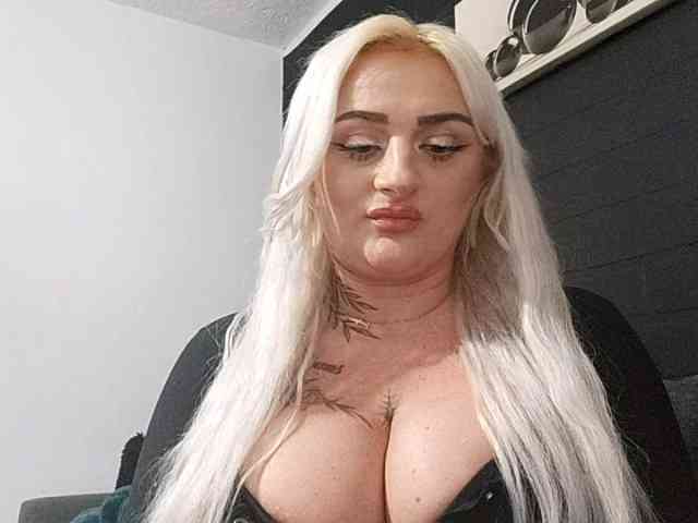 AnastasiaBlond Live Webcam on BongaCams