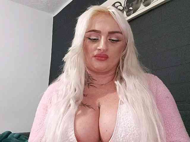 AnastasiaBlond webcam