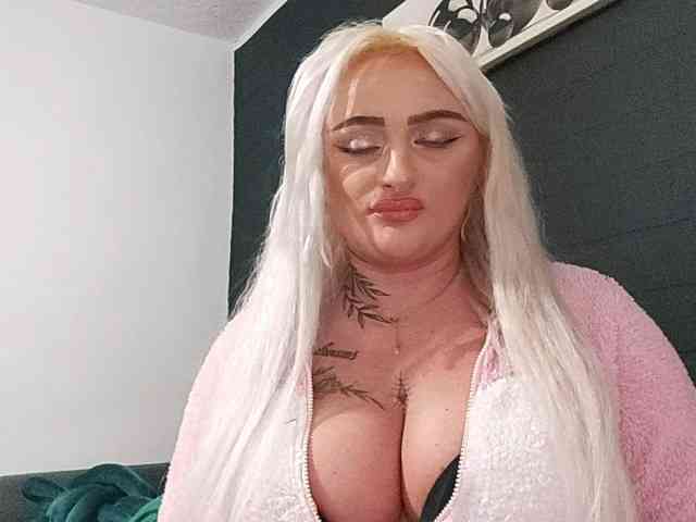 AnastasiaBlond webcam