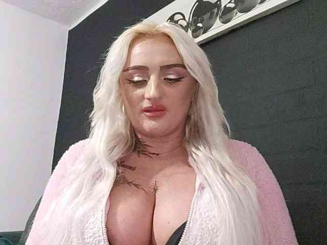 AnastasiaBlond webcam