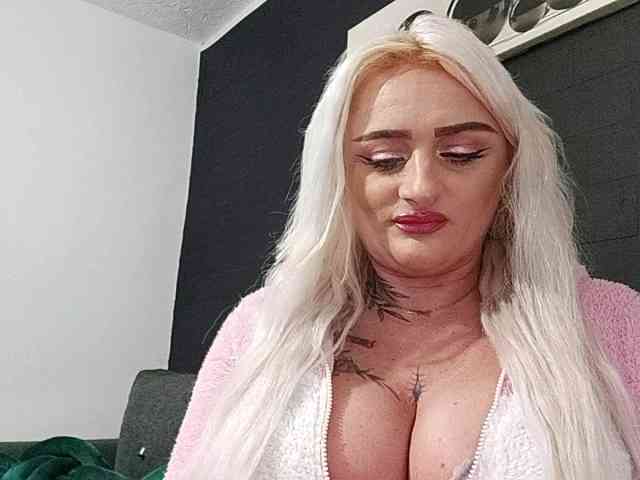 AnastasiaBlond webcam