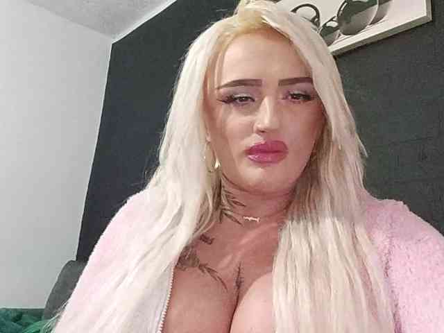 AnastasiaBlond webcam