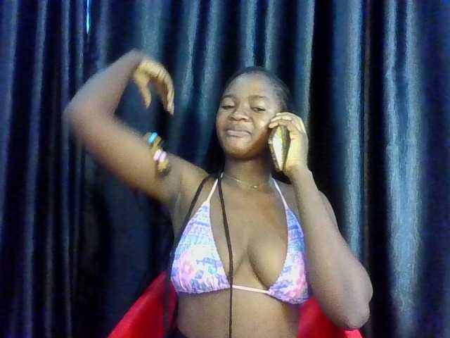 Foxykitty (Foxykitty7)