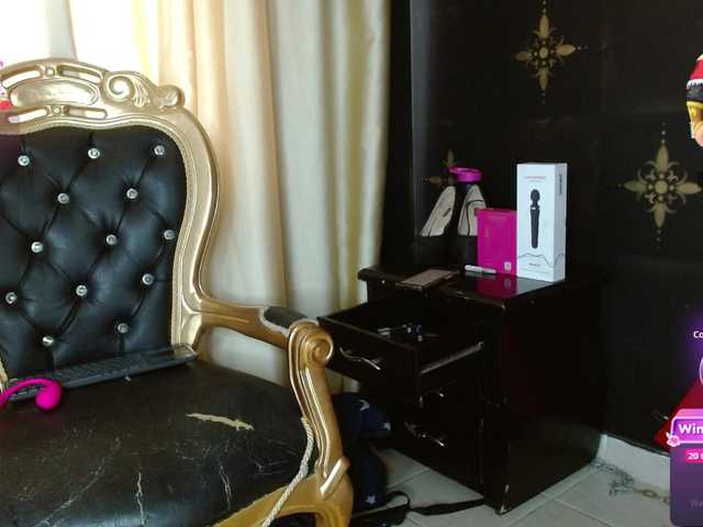 Jolie-collete's BongaCams show and profile