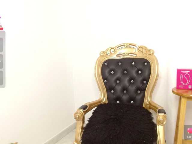 Jolie-collete's BongaCams show and profile