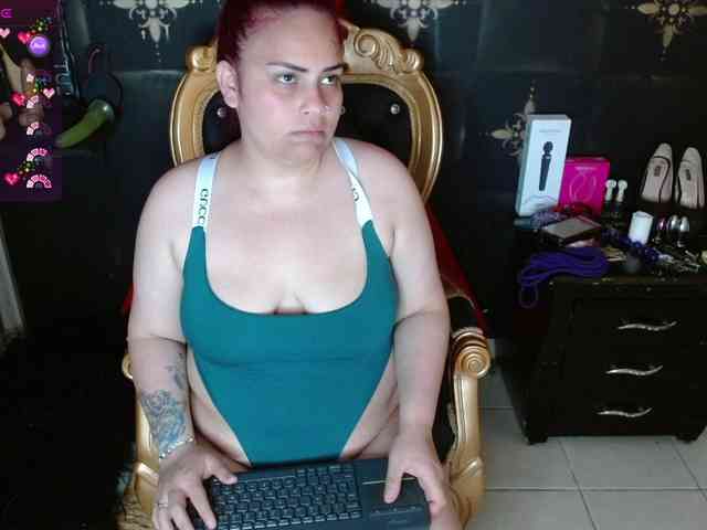 Jolie-collete webcam