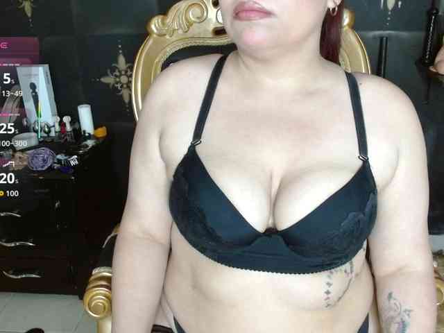 Jolie-collete webcam