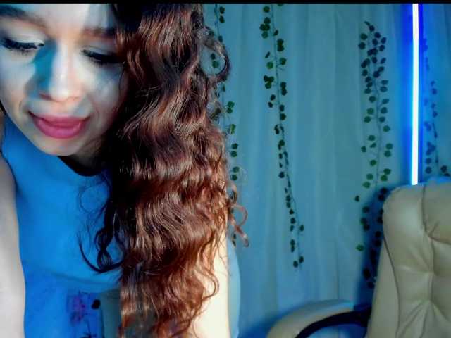 SteshaRay's BongaCams show and profile