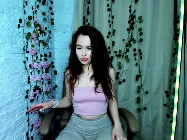 SteshaRay's BongaCams show and profile