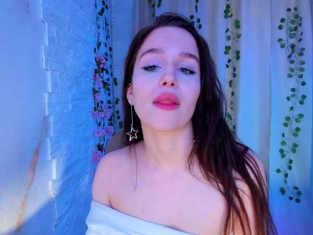 SteshaRay's BongaCams show and profile