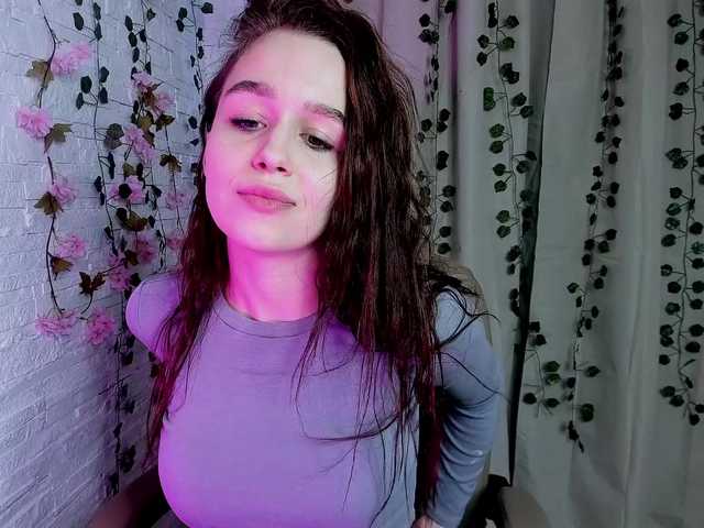 SteshaRay's BongaCams show and profile