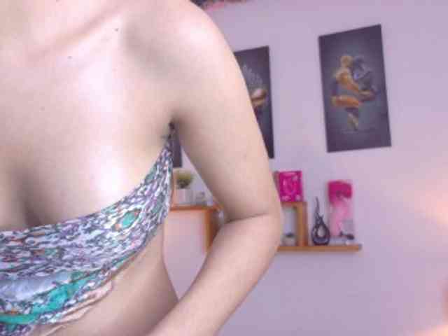 sofia-arango1107 webcam