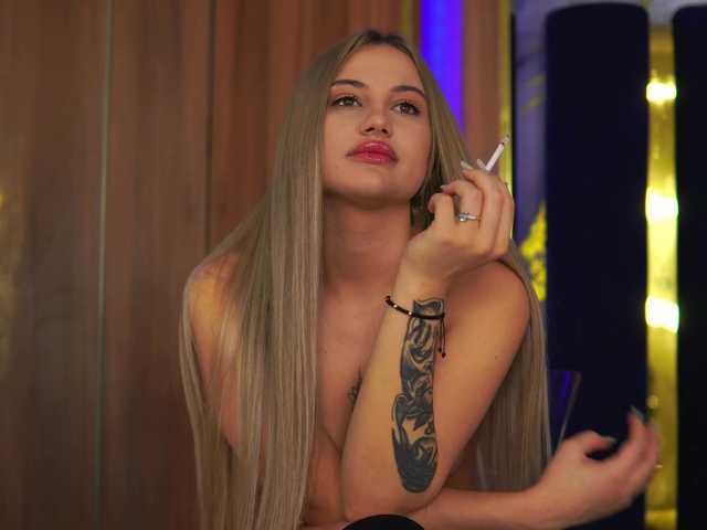 ChloeGracee's BongaCams show and profile