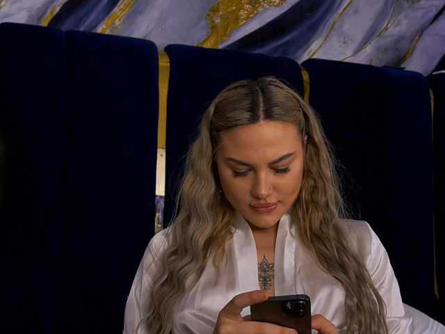 ChloeGracee's BongaCams show and profile