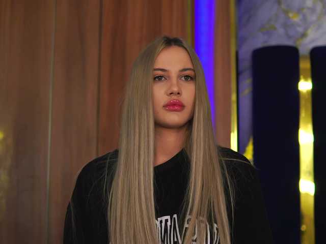 ChloeGracee's BongaCams show and profile