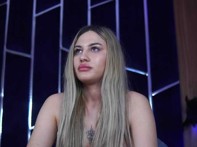 ChloeGracee's BongaCams show and profile