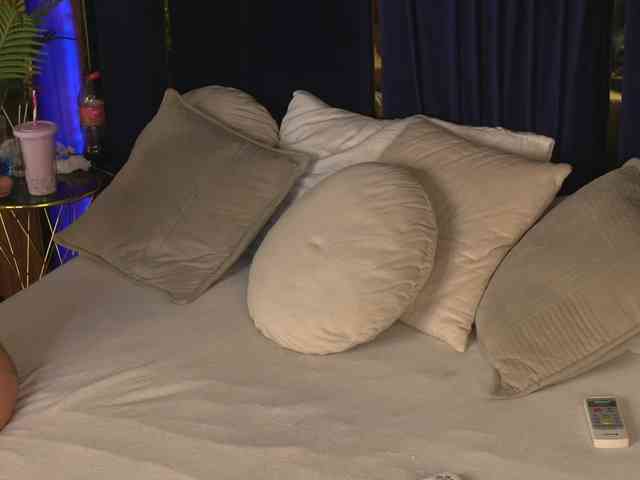 flirt chat room ChloeGracee