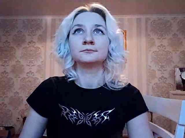 JohanaMcmanaway webcam